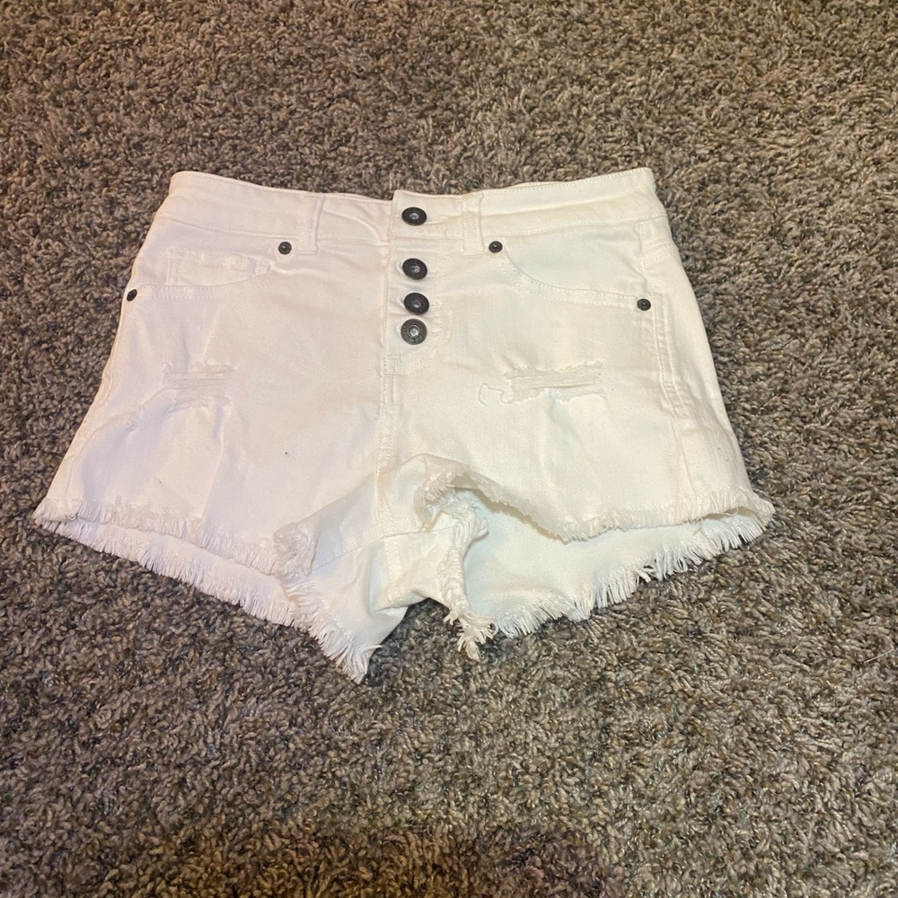 White jean shorts GUESS